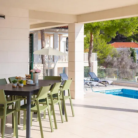 Lumina - Seafront Pool Villa, Milna, Brac Milna (Brac)
