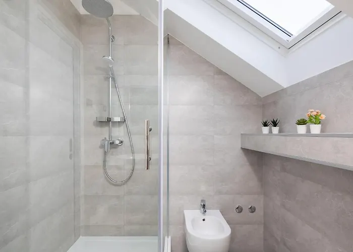 Seafront For 10 People! *