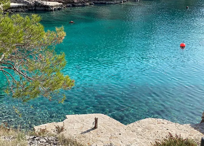 Seafront For 10 People! Vila *